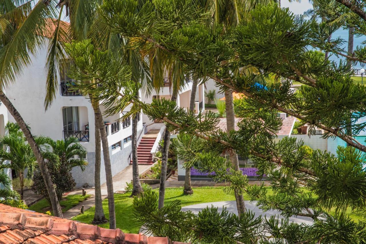 Nyali Beach Holiday Resort Exterior photo